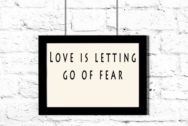 Ditch the Fear and Choose Love! by Debra Oakland | #AspireMag