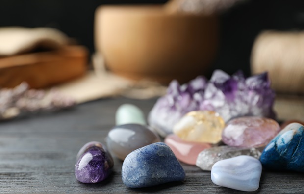 3 Unique Ways to Revive Your Vibe with Crystals by Sha Blackburn | #AspireMag